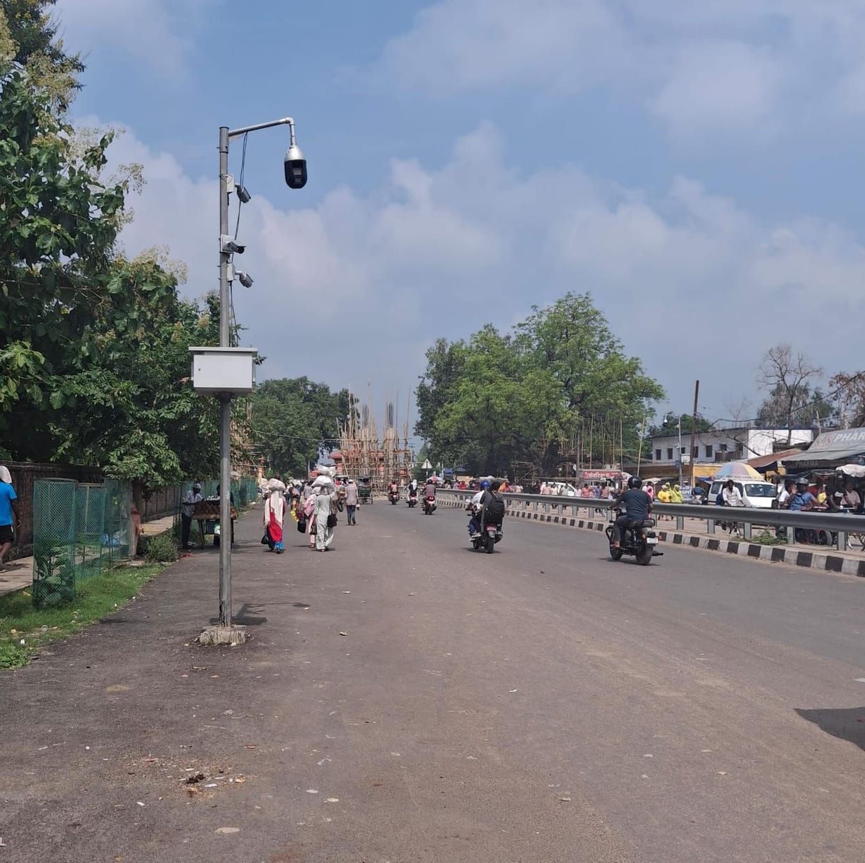 Surveillance on Nepal border with bullet, face reader and PTZ cameras