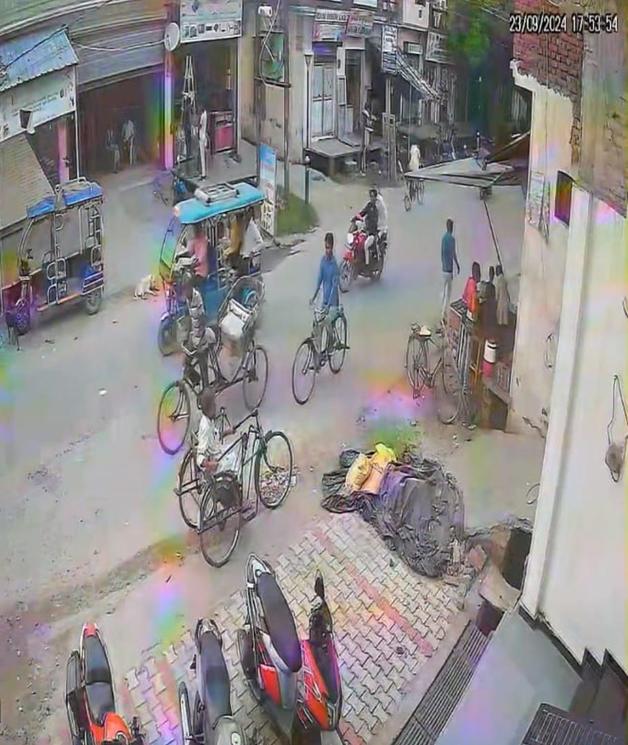 Firing at Chamunda Square spread panic, chaos ensued