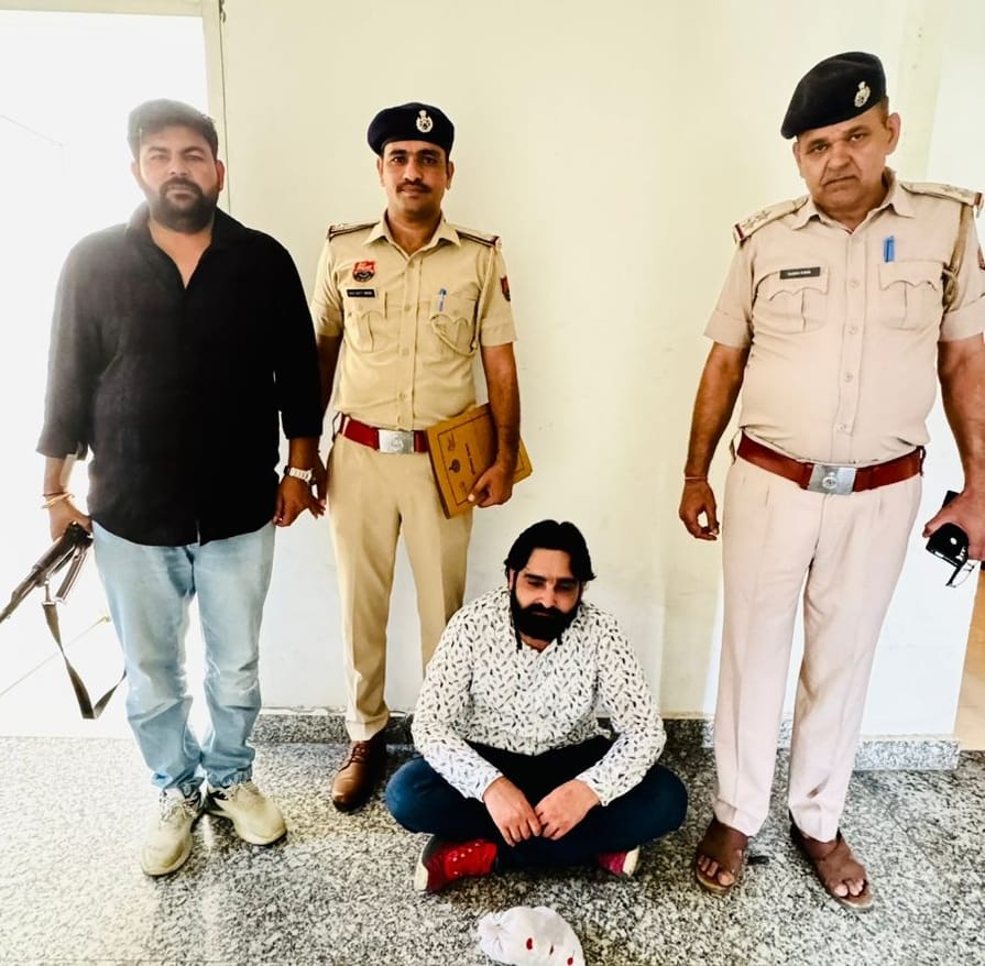 Pistol, magazine and 288 cartridges recovered from the house of Manish associated with Bhau gang