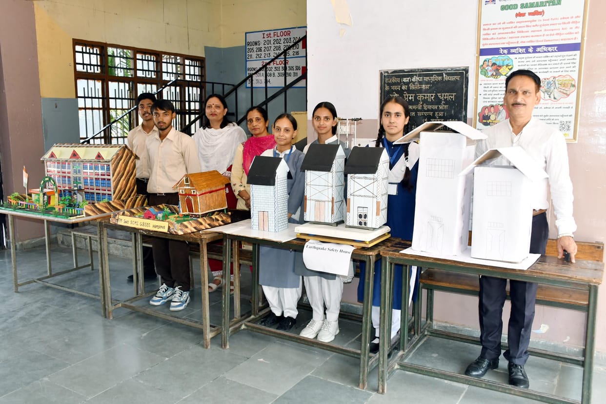 Lamblu School first in model exhibition