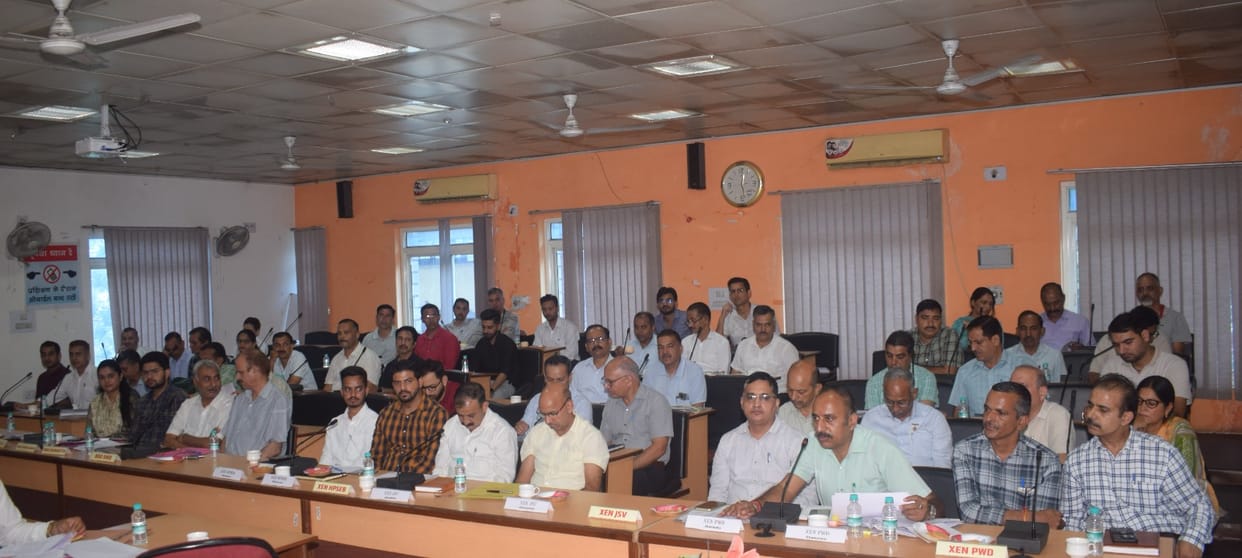 Issues of roads, electricity, water and employment echoed in the District Council meeting.