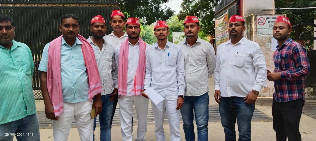 SP student assembly submitted memorandum and expressed opposition to rising fees