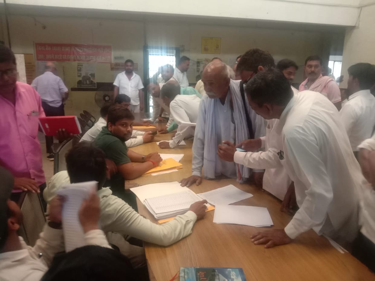 There was a lot of commotion in the cooperative sugarcane committee and sugar mill regarding the management committee elections
