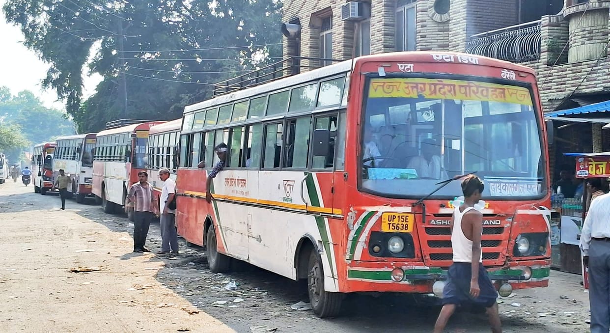 Buses from other depots are blocking the bus stand.