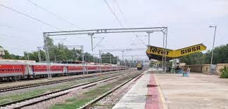 Lift not started for citizens at Sirsa railway station
