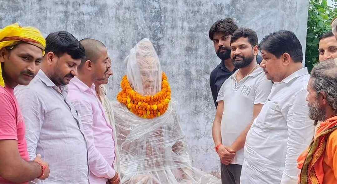 Divine statue of Maharishi Patanjali reached Kondar from Jaipur