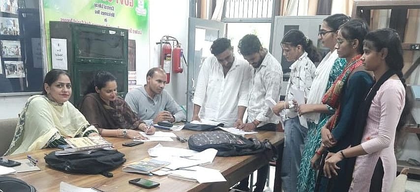 158 out of 300 seats are still vacant in B.Sc in Physical Science