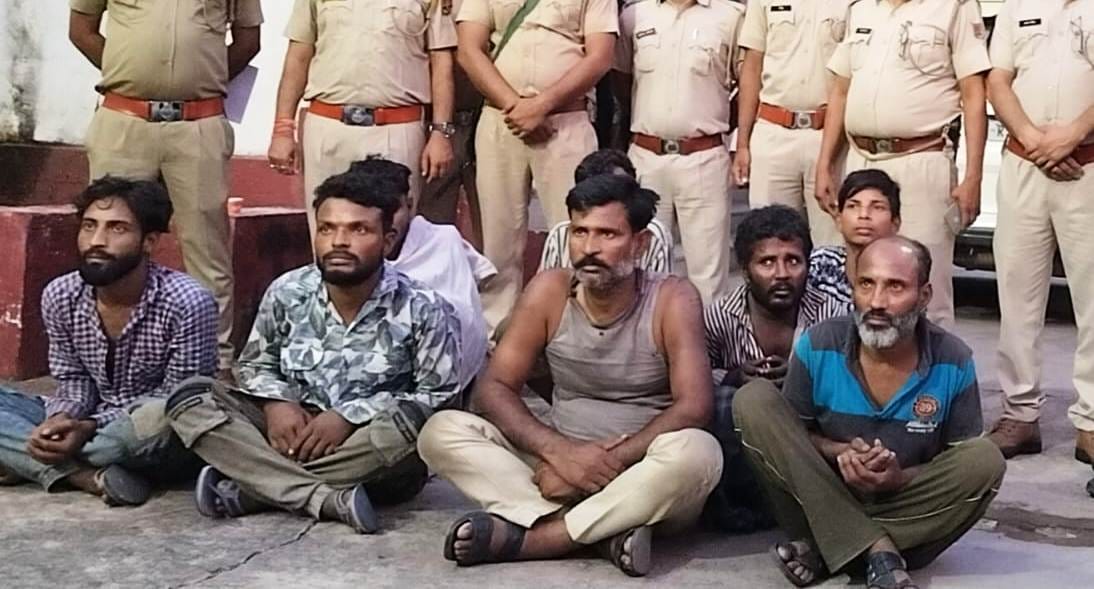 Eight miscreants arrested while planning robbery