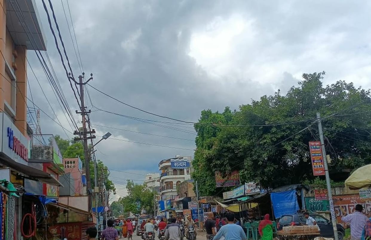 Weather became pleasant due to drizzling rain, farmers' worries increased