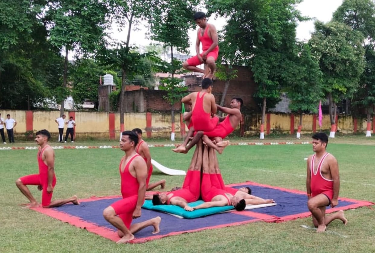 Constable Pramod tops in singles competition