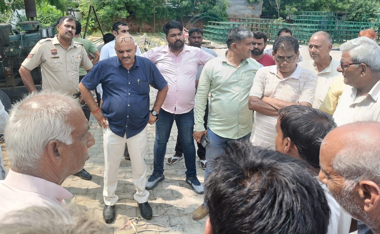 SDM got the rooms of Ramlila ground vacated