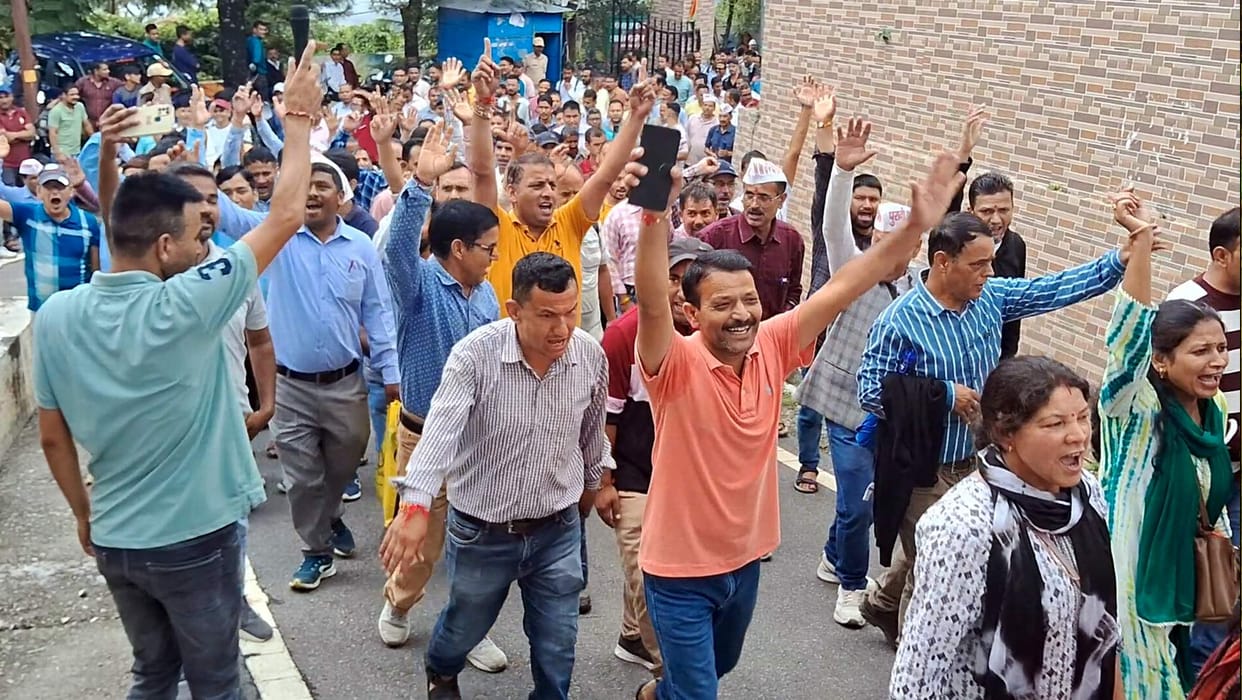 Rally held for restoration of old pension