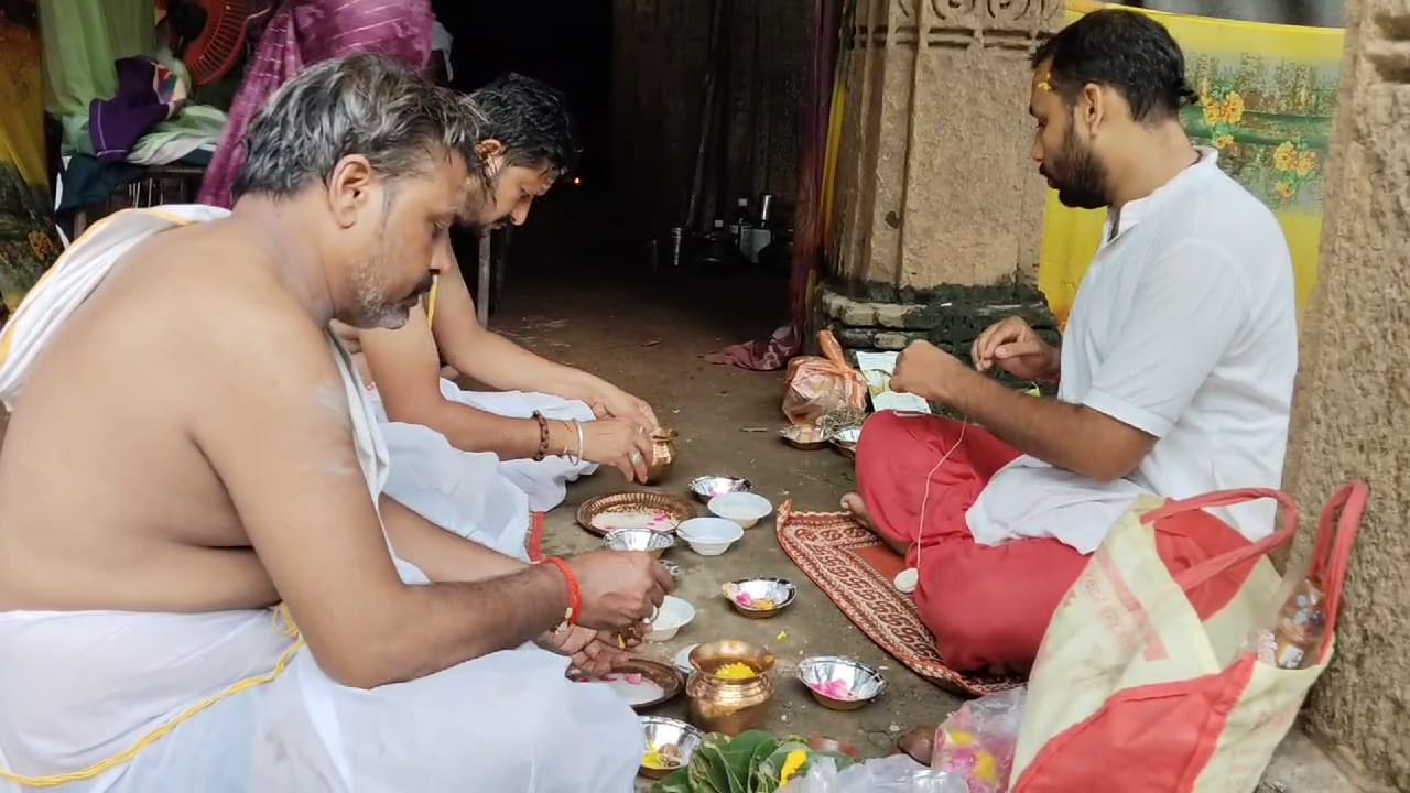 Pitru Paksha 2026 Know the Religious Significance of Rishi Tarpan in hindi