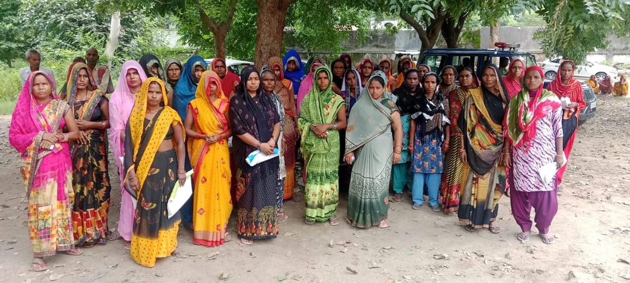 Gorakhpur News: Group operator went missing after taking a loan of Rs 1.5 crore in the name of women