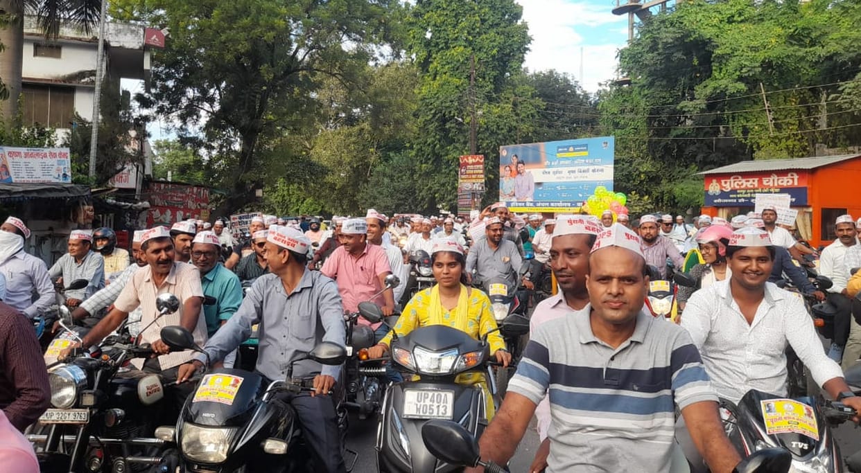 State employees asked for old pension
