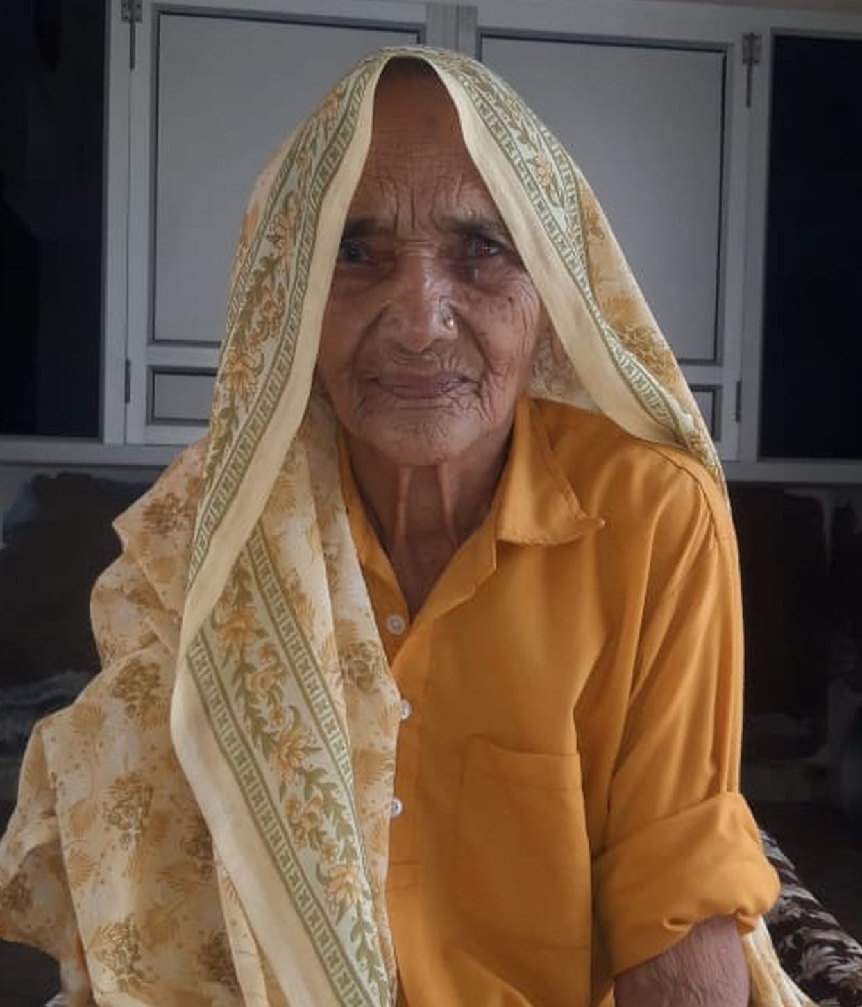 100 years old women voters