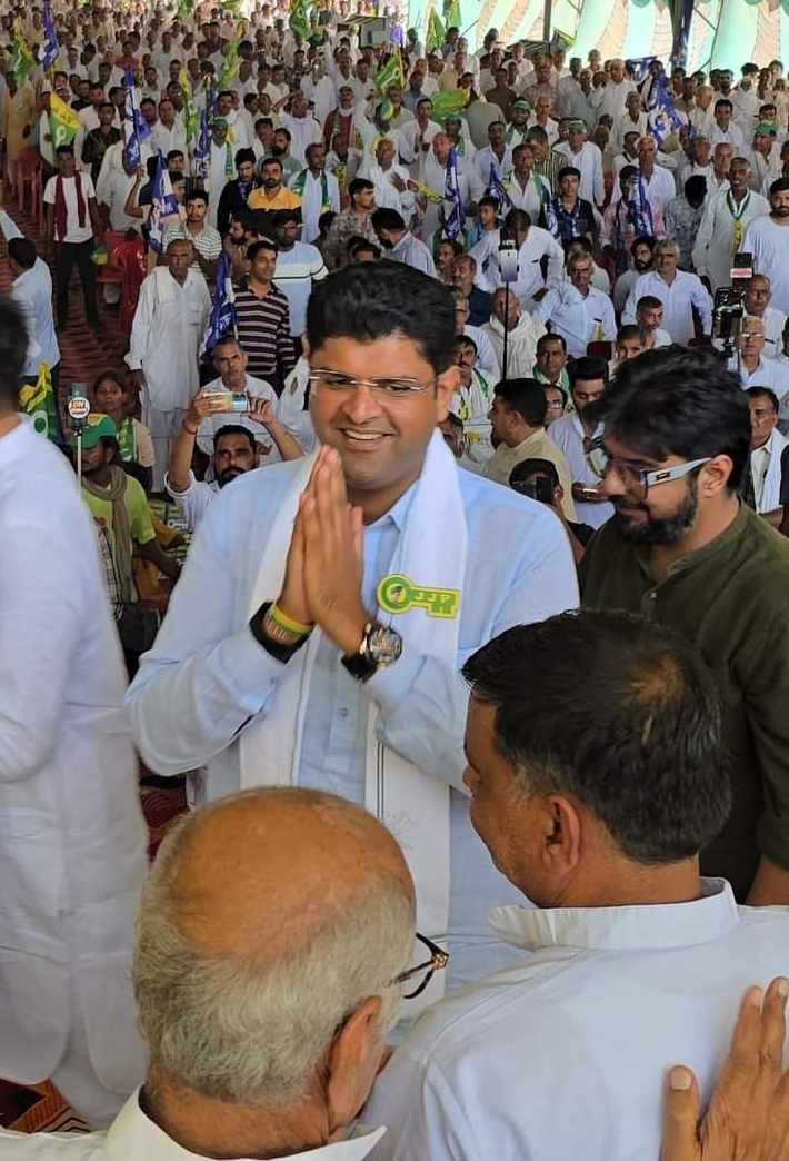 Dushyant's signature is on the reservation, not BJP's: Chautala