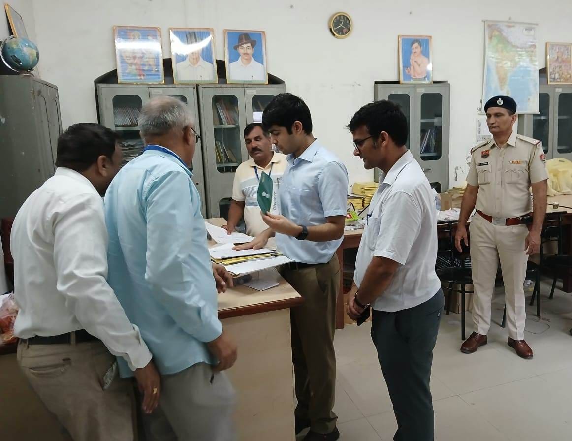 Deputy Commissioner inspected the strong room