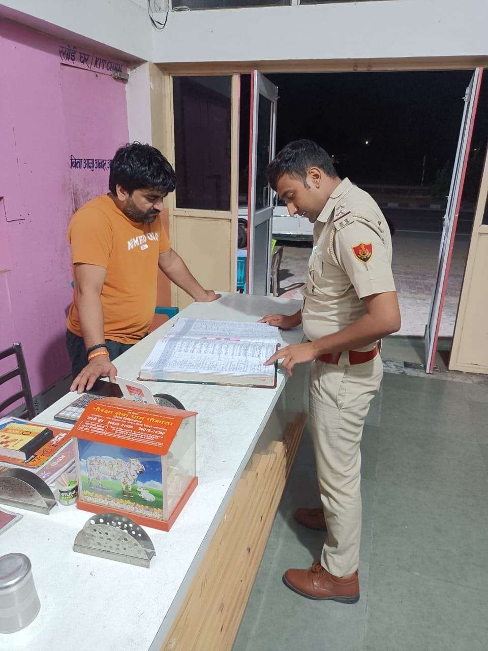 Police along with CAPF jawans searched hotels and dhabas