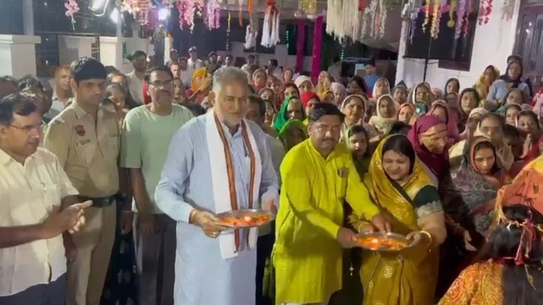 The story of friendship between Shri Krishna and Sudama was narrated