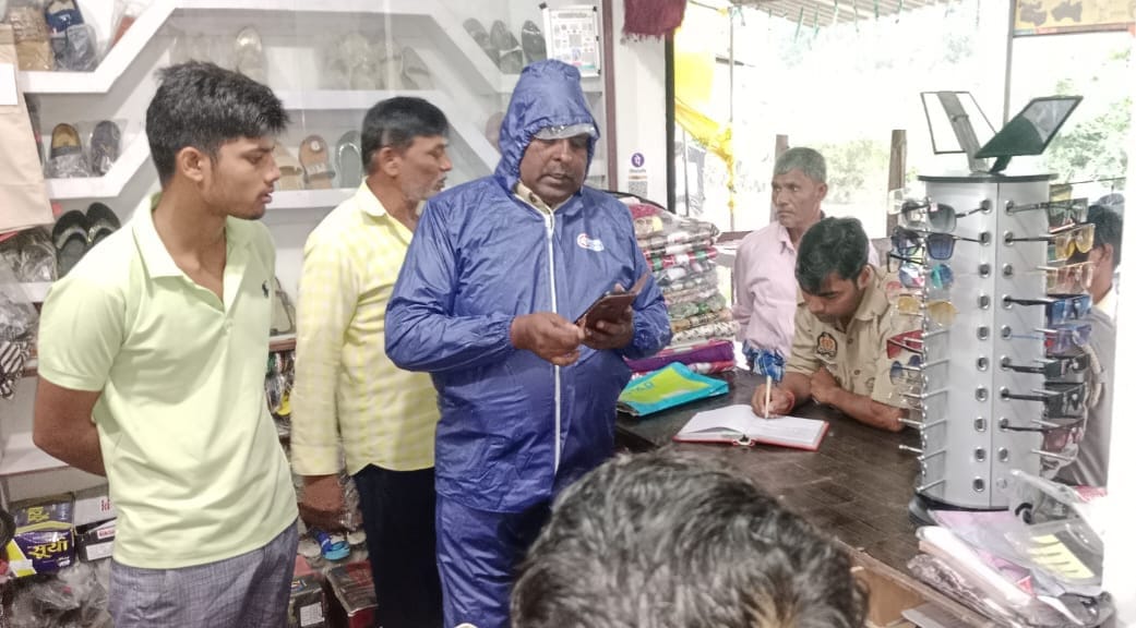 Theft in four shops in one night, shopkeepers and villagers scared