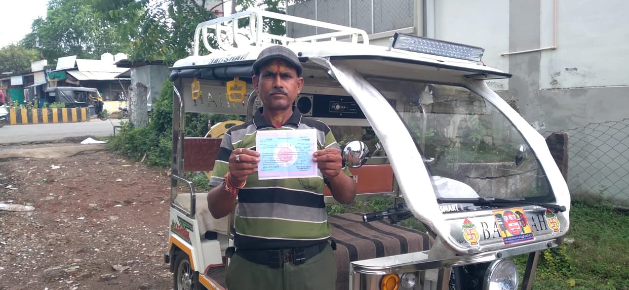 RTO issued a challan of Rs 4,000 for a ride in an e-rickshaw, the driver said even I did not understand