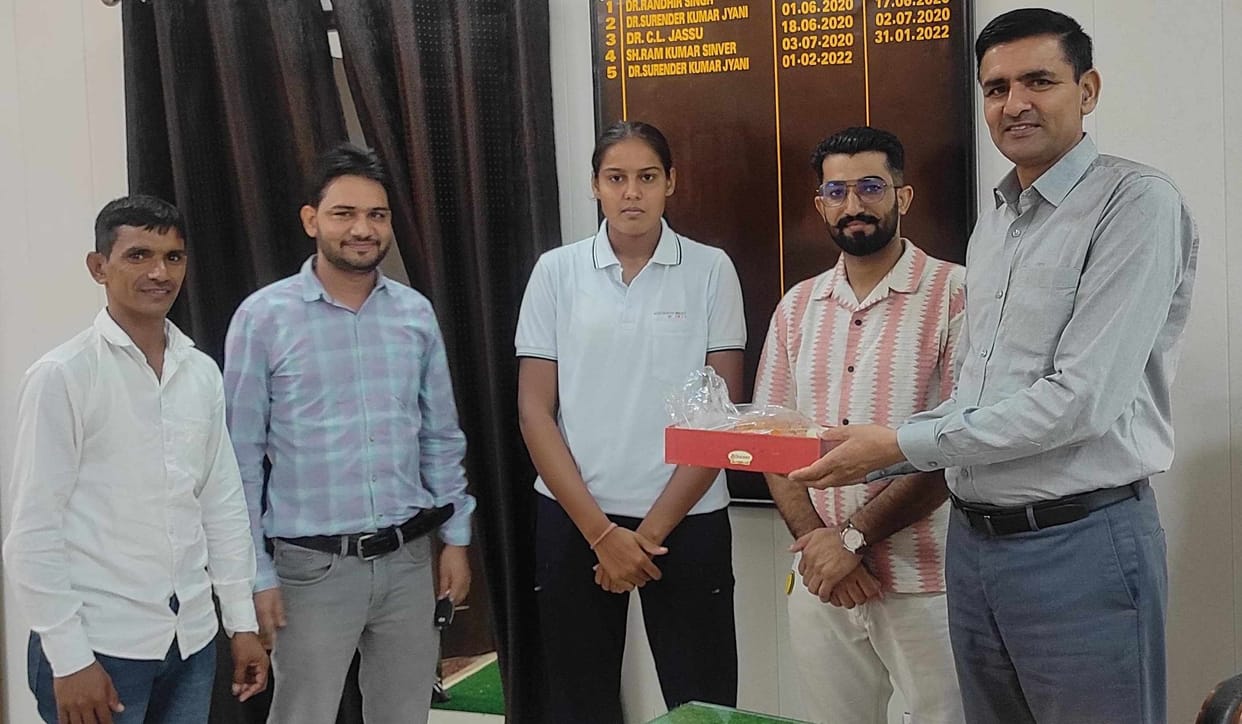 Bhuna College student Sneha will play in Haryana women's cricket team