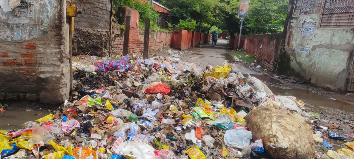 120 tons of garbage piled up in the city, problems for the population of 2.5 lakh