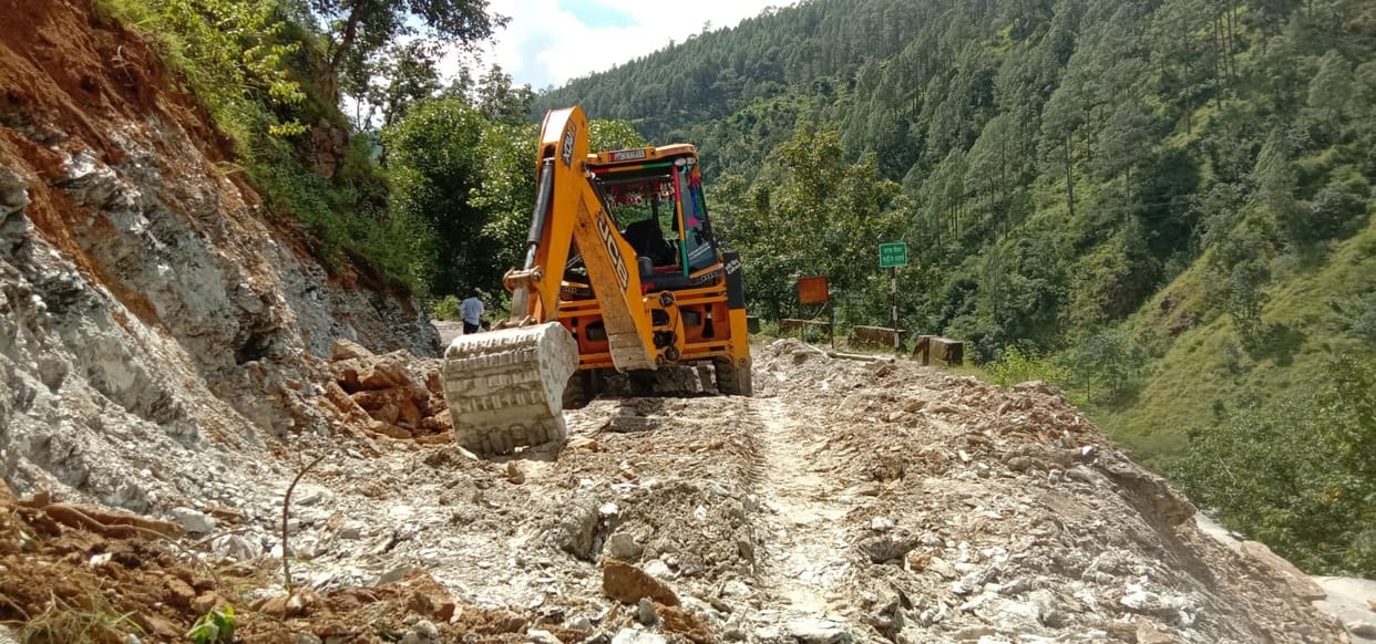 Problems may increase if land-sevenshilling road is not opened soon