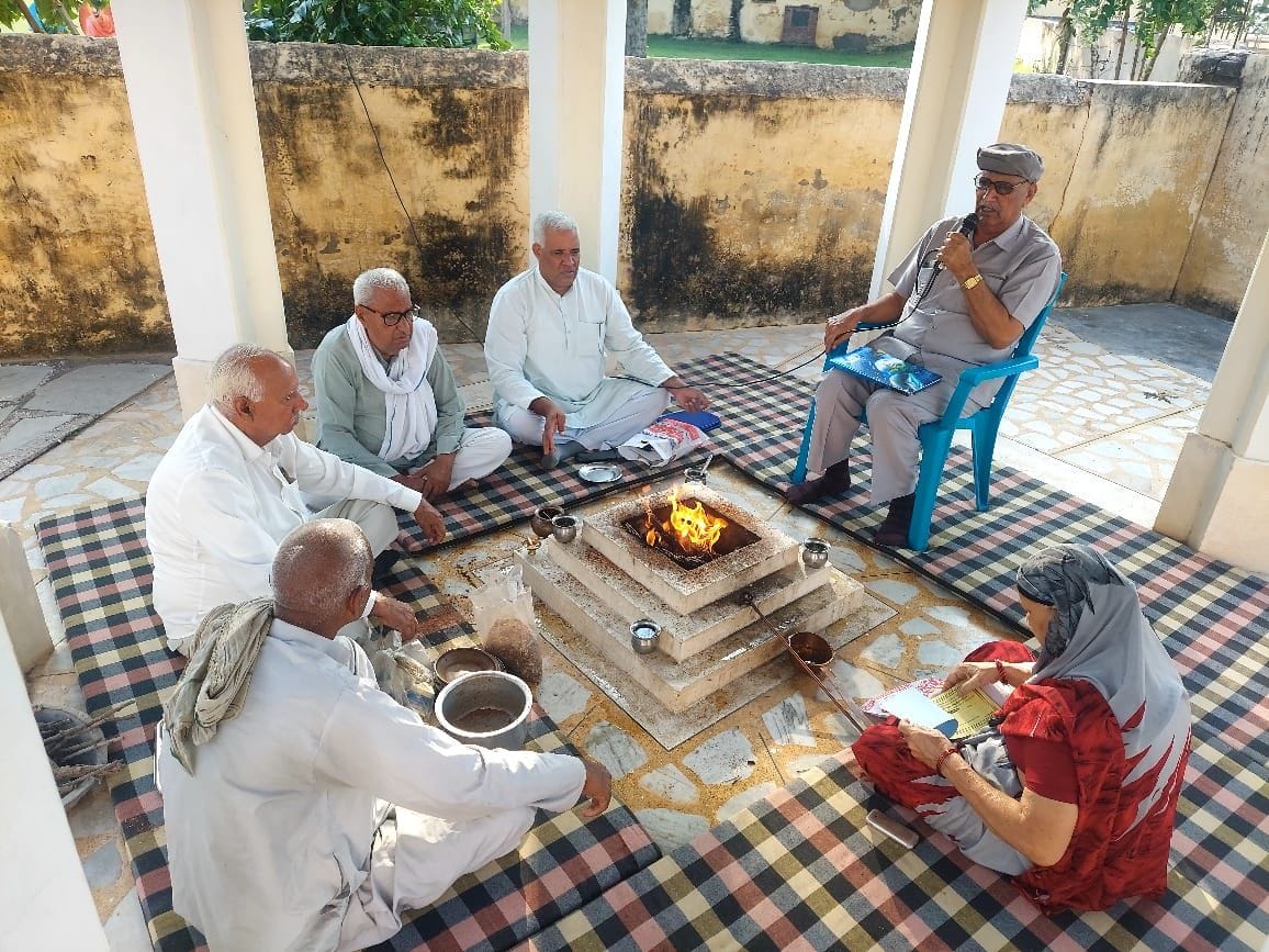Tribute to the bravery of soldiers with havan in Arya Samaj complex