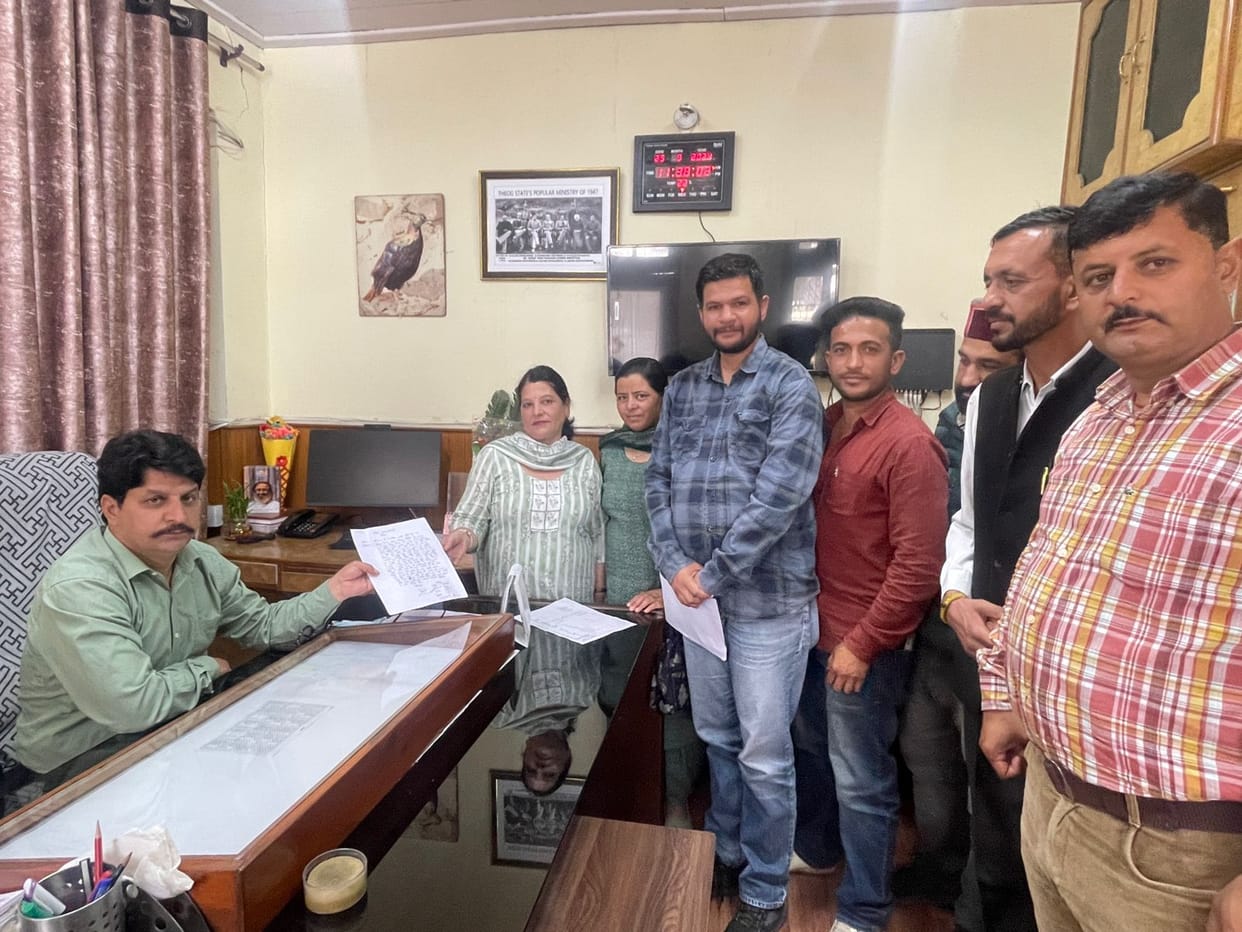 Nehru Maidan, Theog, memorandum given to SDM, Rampur Bushahr
