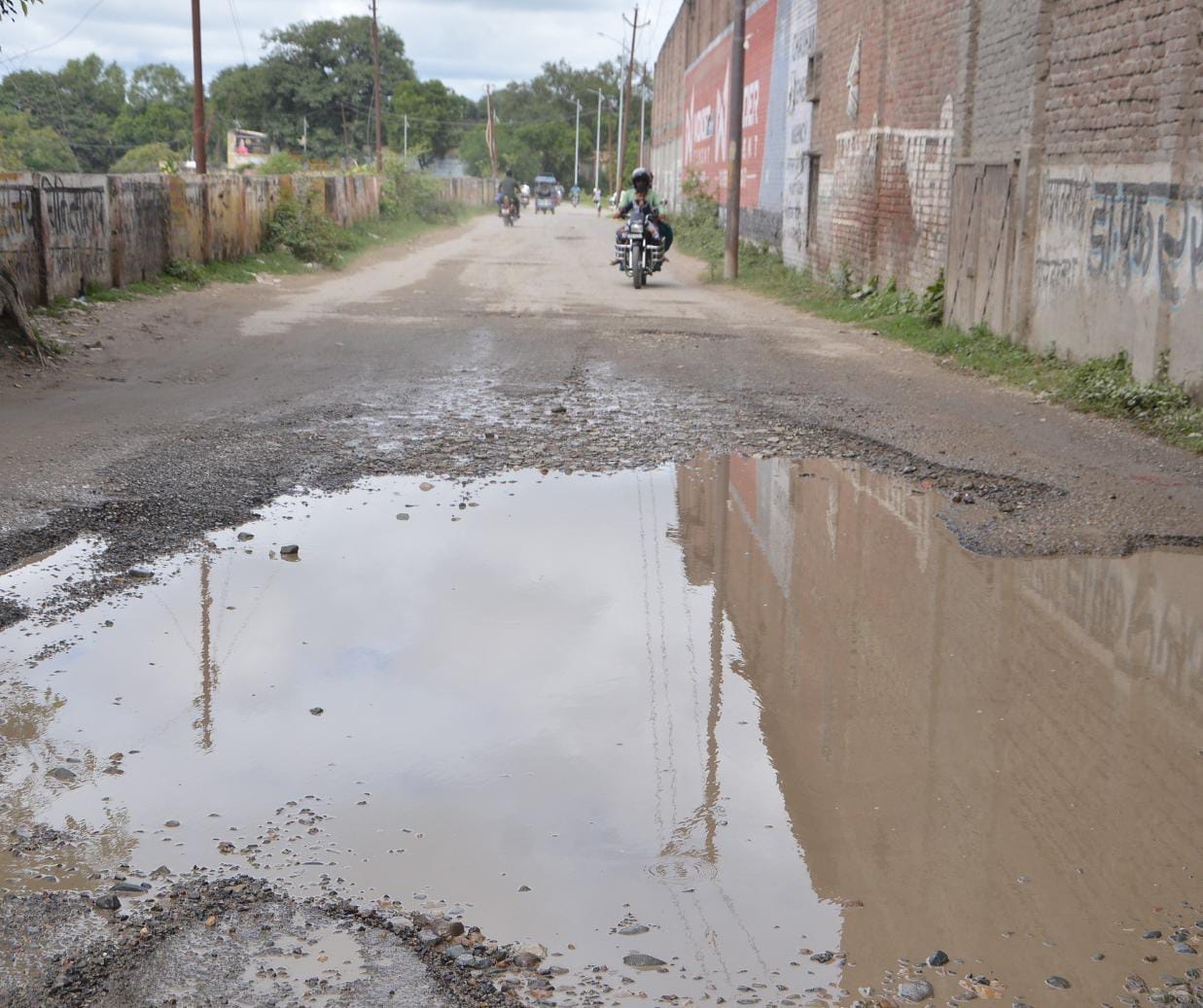 The government gave Rs 70 lakh to fill potholes on roads, but work has not started
