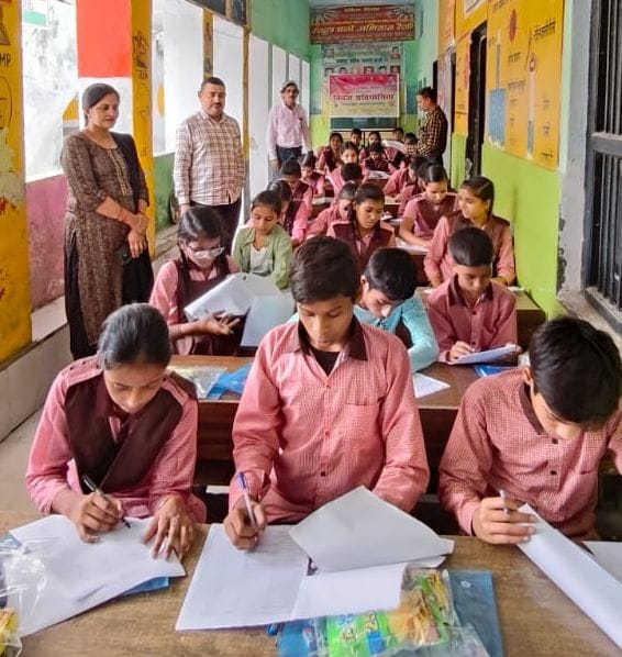 Showed skill in National Invention Award examination