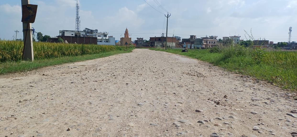 The link road from Dukhedi to Khudda village is in bad condition