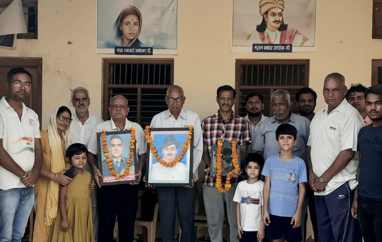 Tributes paid to the martyrs in the meeting