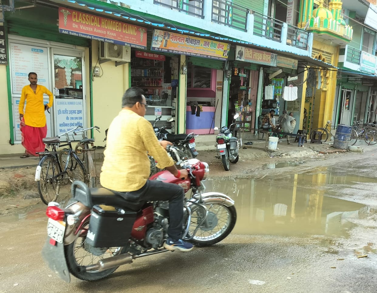 Rain shock, business worth Rs 2 crore affected