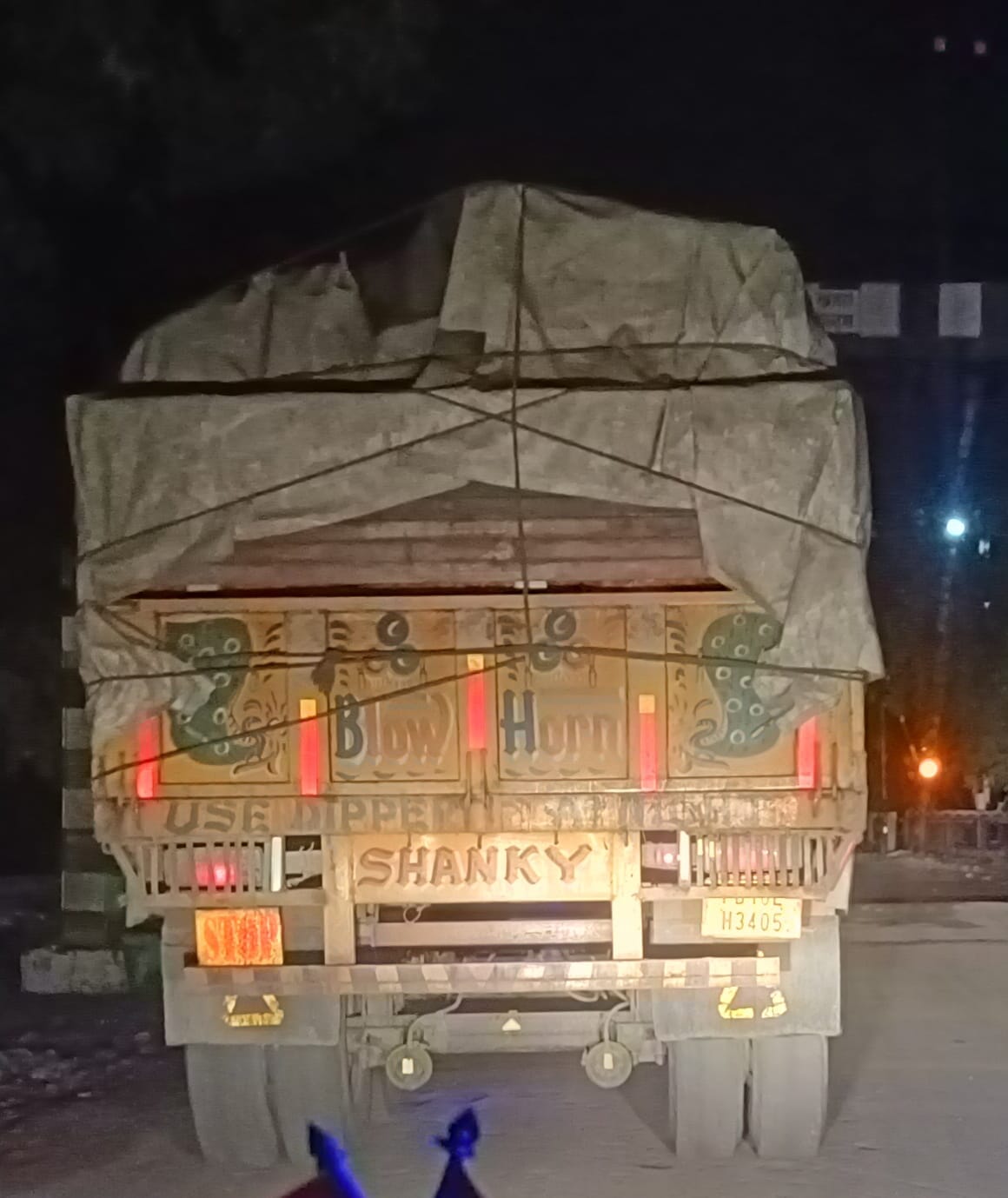 A fine of 79 thousand rupees was collected from a truck loaded with potatoes