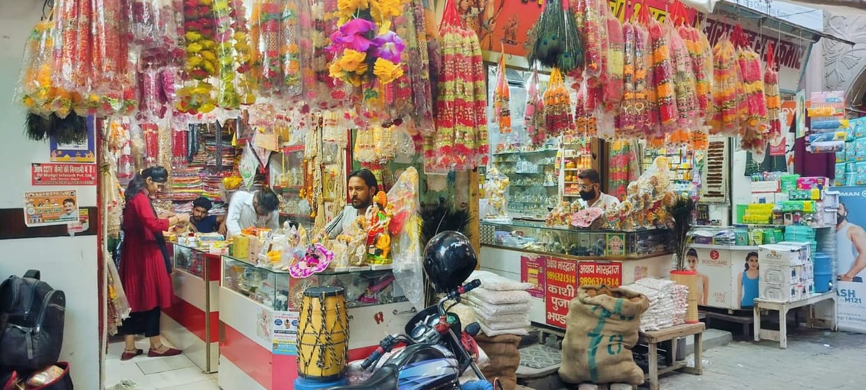 Shopping during Navratri: people took their dream car home, business of 200 crores on first day