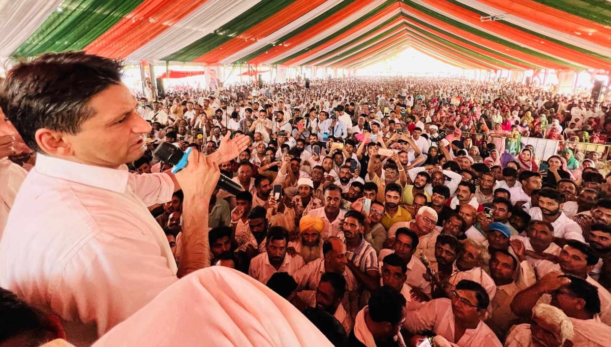 Deependra Hooda arrived in Bhattu to give the message of ending factionalism of Congress.