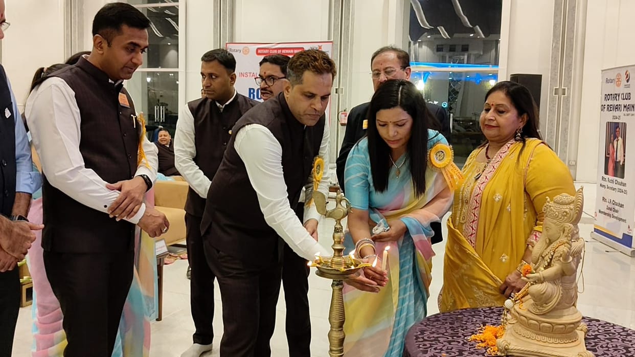 Manish Arora became head and Ruchi Chauhan became secretary.