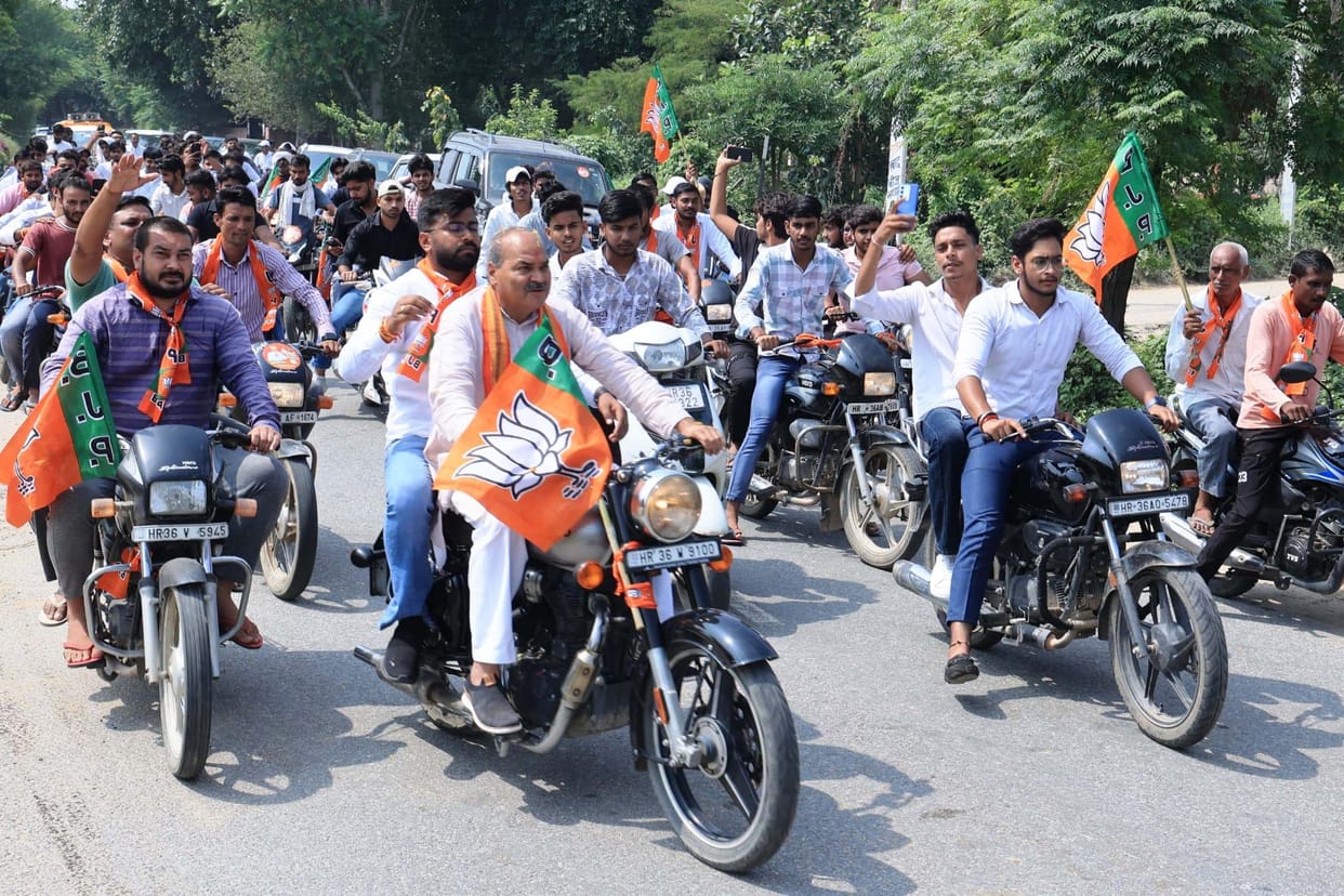 Congress always did politics of lies: Laxman