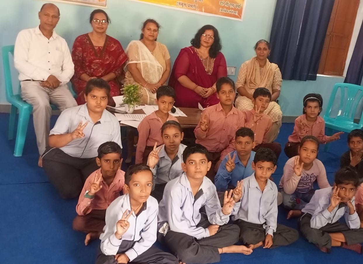 Word reading and correct pronunciation competition was organized