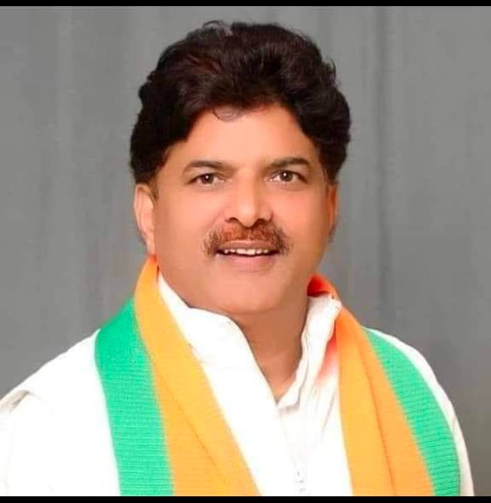 Mahesh's stature increased... became the Vice President of State Cow Service Commission
