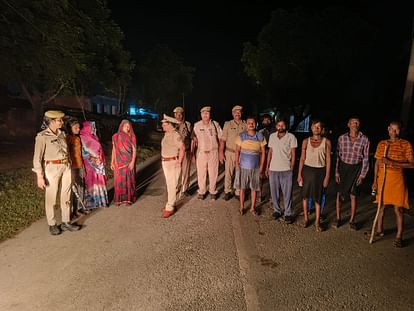 तो मैंने देखा, औरतें बोलीं- दीदी, रोज आना.