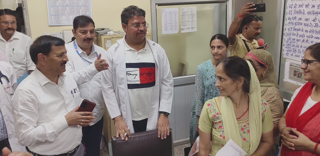 Every person coming to the hospital should get the right treatment: Dr. Prakash