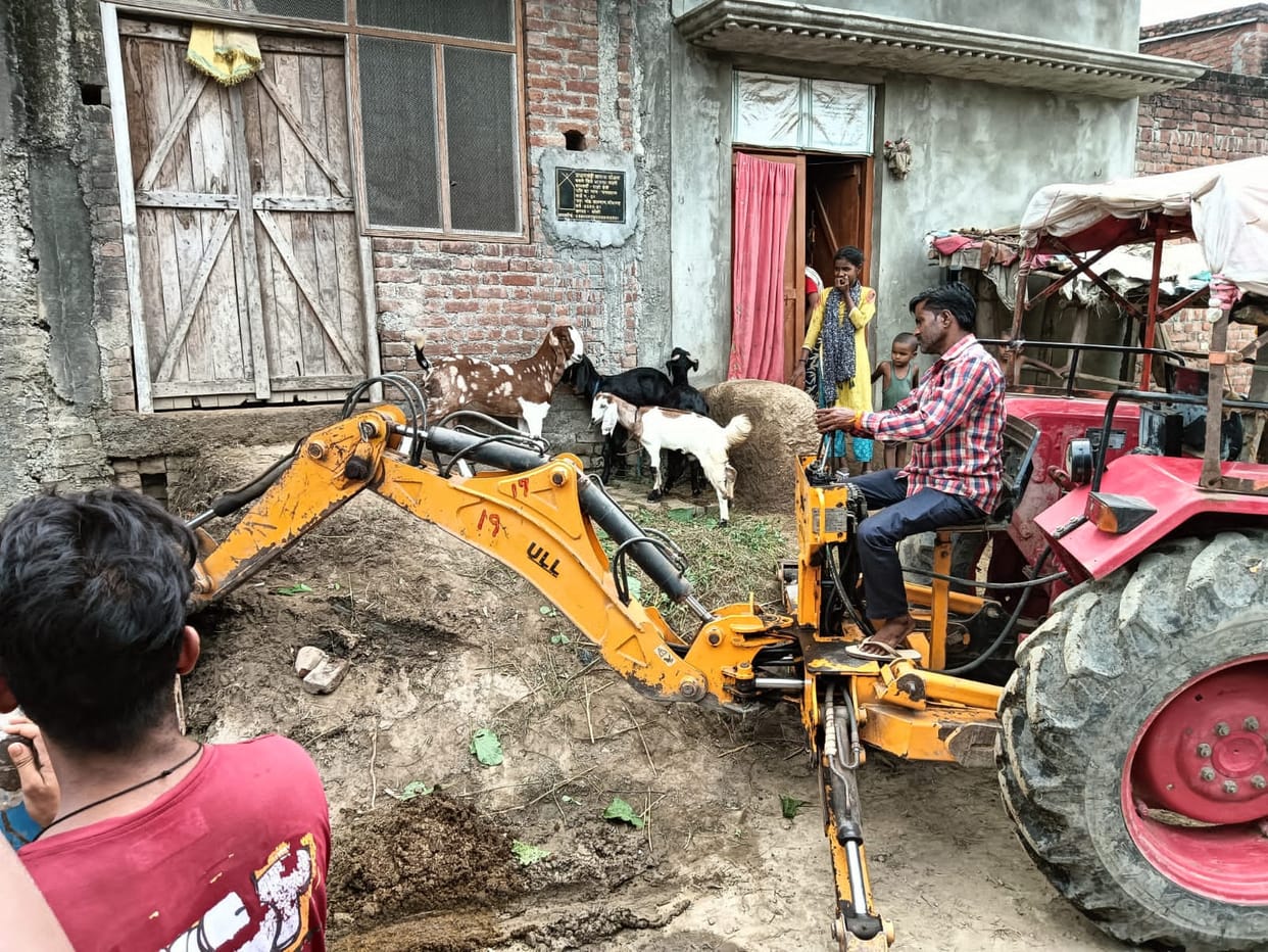 Nagar Panchayat team removed encroachment, bickering