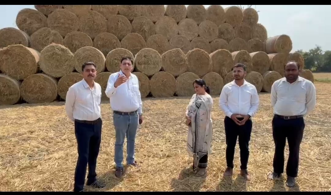 Pollution Control Board scientist inspected crop residue management