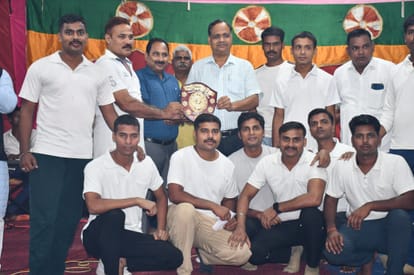 30वीं वाहिनी पीएसी का गौरवशाली इतिहास है: त्रिभुवन सिंह