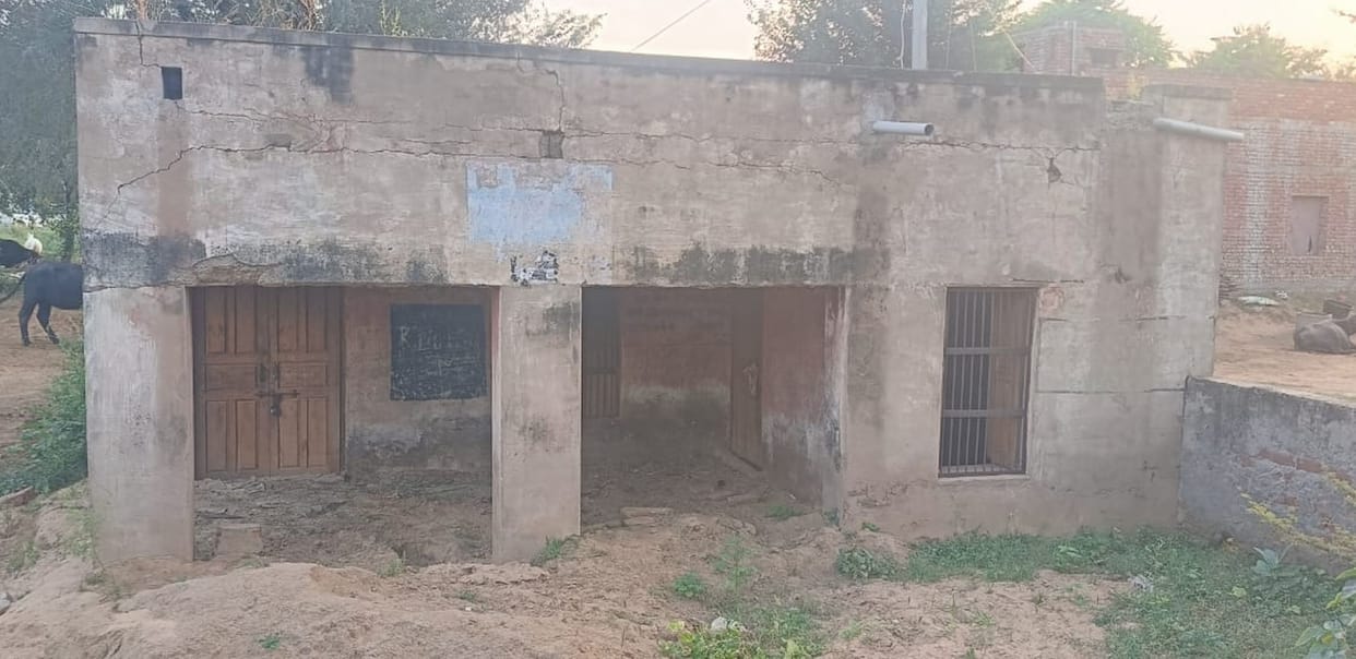 aanganbadi center in bad condition