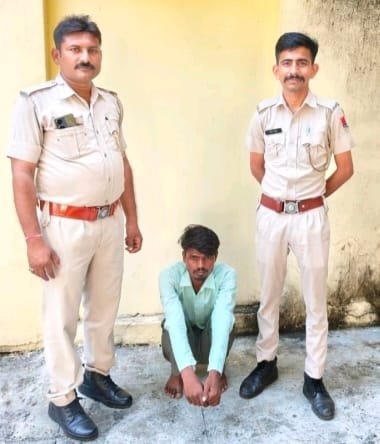 सिरोही। 1 हफ्ते पूर्व नई धनारी में हुई नकबजनी का पर्दाफाश, 1 आरोपी गिरफ्तार, भटाना में धारदार छ